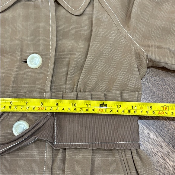 Tracy Reese New York camel color / tan Blazer Grosgrain Accents Sz 4 Silk lined - Picture 9 of 10